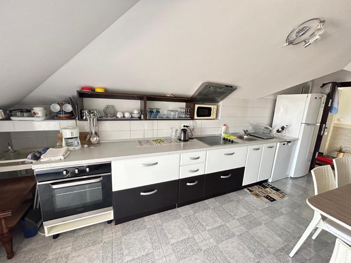 Apartments Sanda 2 Проманья Экстерьер фото