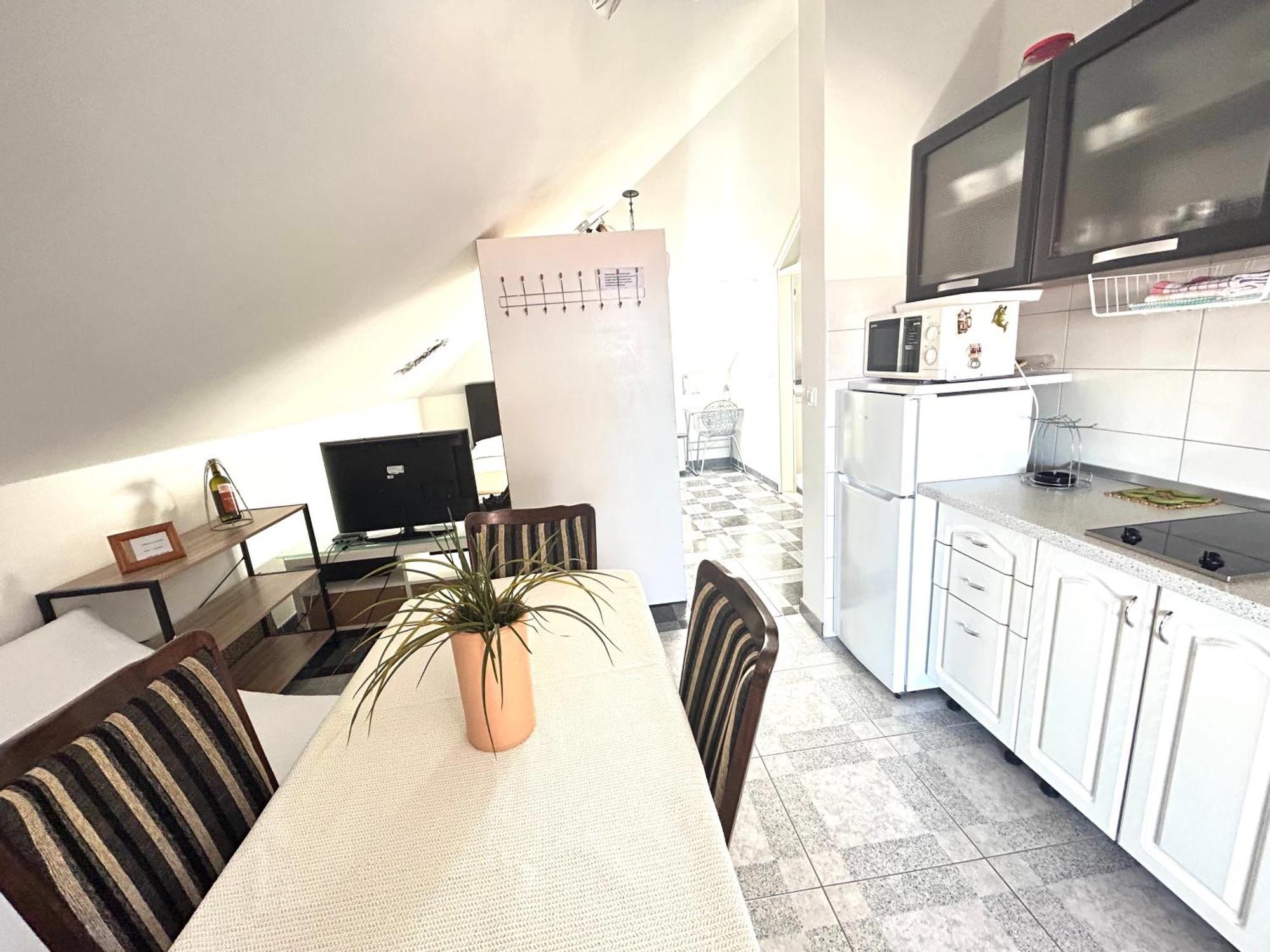 Apartments Sanda 2 Проманья Экстерьер фото